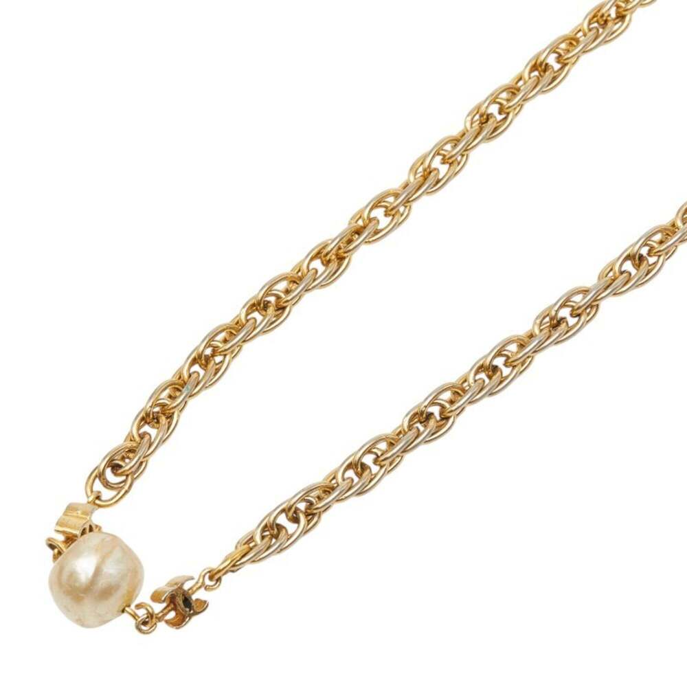 CHANEL Vintage Gold Pearl Logo Necklace - Picture 3 of 6